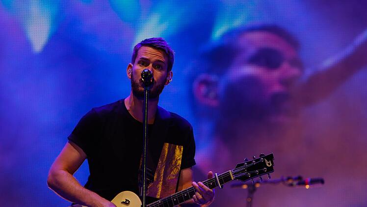 Johannes Strate beim Revolverheld-Konzert im August 2015 in CoburgMathias Hoch