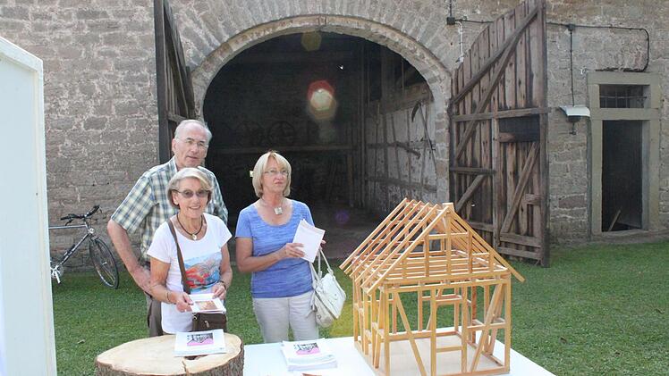 In Kleinbrach war eine Ausstellung über den konstruktiven Aufbau von fachwerkgerüsten zu sehen.