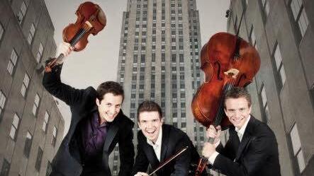 Musik in die Stadt bringen - das wollen die Musiker des Aramis-Trios mit dem Festival "Klanggrenzen". Foto-Montag: PR