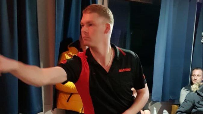 Miguel Rauscher war am zielsichersten und gewann den Wanderpokal des DC TBVfL Twenty-Sixers.