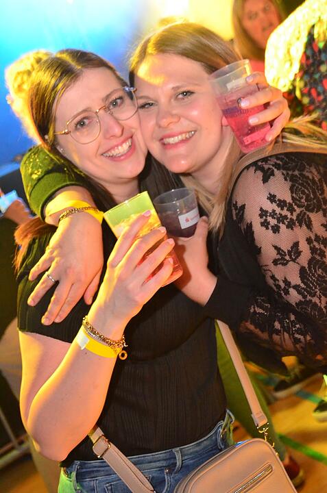 MALLE PARTY mit DJ Ratzi