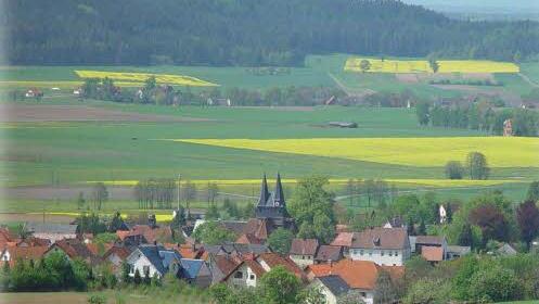 Gemeinde Meeder in idyllischer Lage. Foto: Hartmut Demand