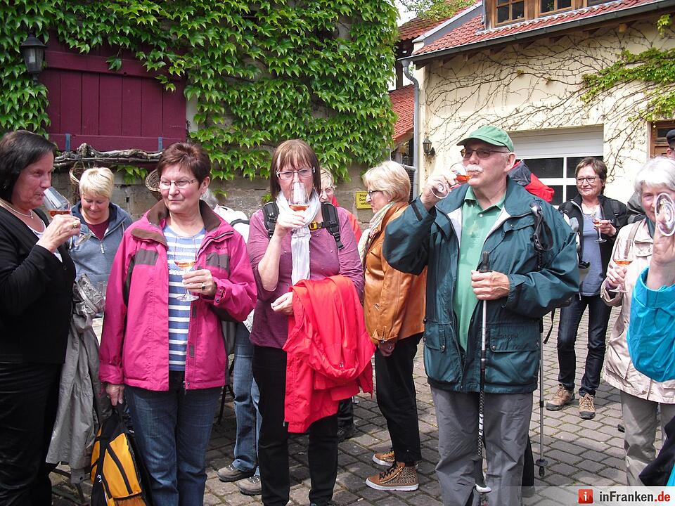 ABO Plus Bus-Wander-Tour Handthal