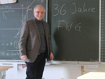 36 Jahre war Johann Püttner Lehrer und später stellvertretender Schulleiter am FWG. Am 14. Februar geht er in Pension.  Foto: Thomas Heuchling