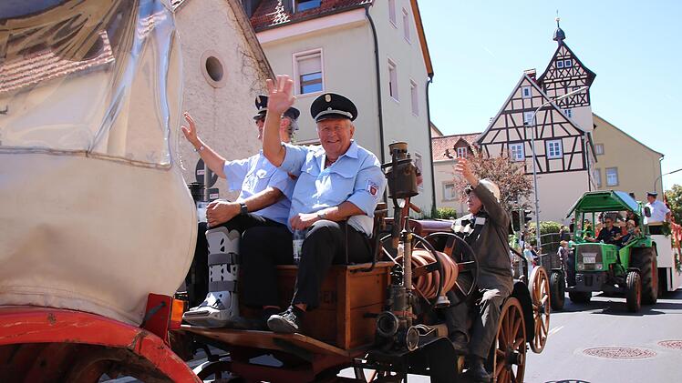 Die Feuerwehr stellte ihre technische Entwicklung dar.  Foto: Ralf Ruppert