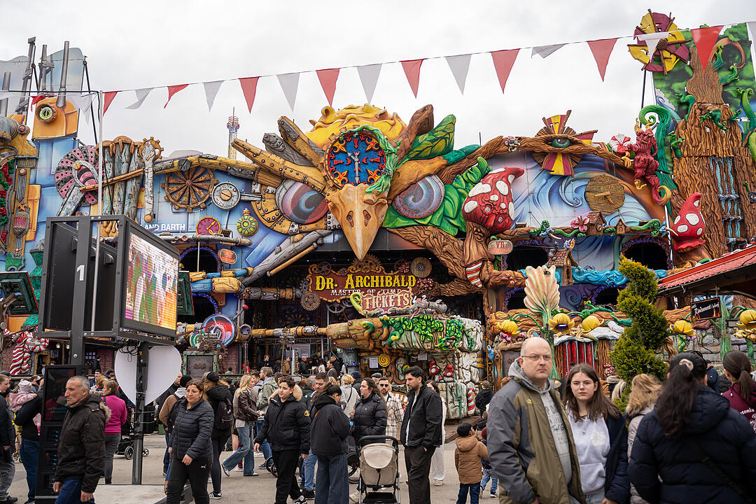 Mehr als 150 Buden und Attraktionen!