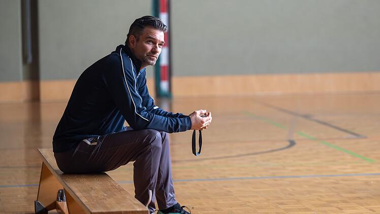 Mark Auer (Jakob Seeb&ouml;ck) tut alles, um die "School of Champions"  (Samstag, 7. Februar, ab 23.25 Uhr und Montag, 9. Februar, ab 0.30 Uhr, ARD) vor dem finanziellen Ruin zu bewahren.