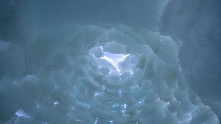 Eisberge t&uuml;rmen sich an der Ostseek&uuml;ste