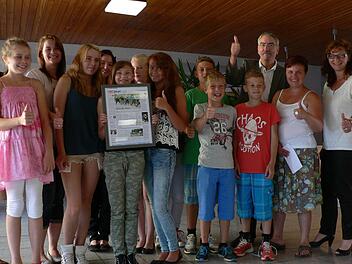 Die Schülerinnen und Schüler der offenen Ganztagsschule in Burkardroth haben eine Finanzspritze bekommen. Foto: Isabelle Epplé