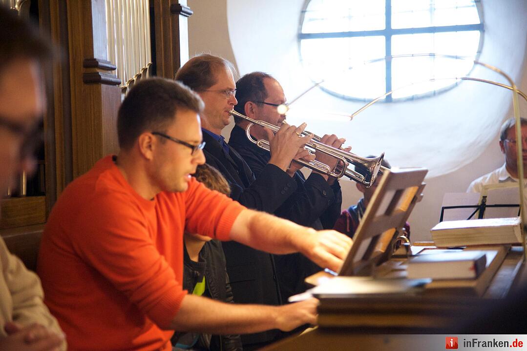 Nach einjähriger Kirchensanierung: Hannberg feiert die Wiedereröffnung der Wehrkirche der Pfarrei Geburt Mariens Hannberg