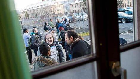 Die, um die es ging, warteten draußen. Foto: Tobias Köpplinger