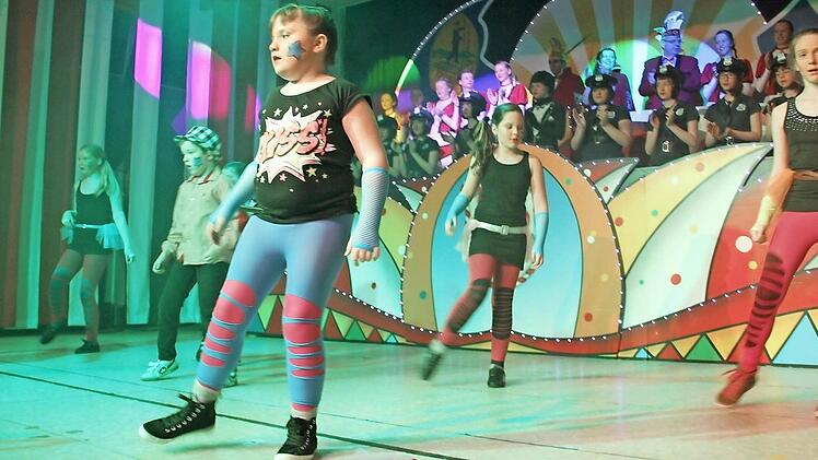 Die Showtanz Kids des Tanzstudios Prestige