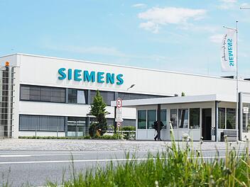 Ein Werk des Elektronikkonzerns Siemens in Fürth Foto: Nicolas Armer, dpa
