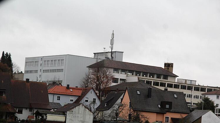 Die ehemalige Firma Seeland prägt das Ortsbild von Oberreichenbach.RichardSänger
