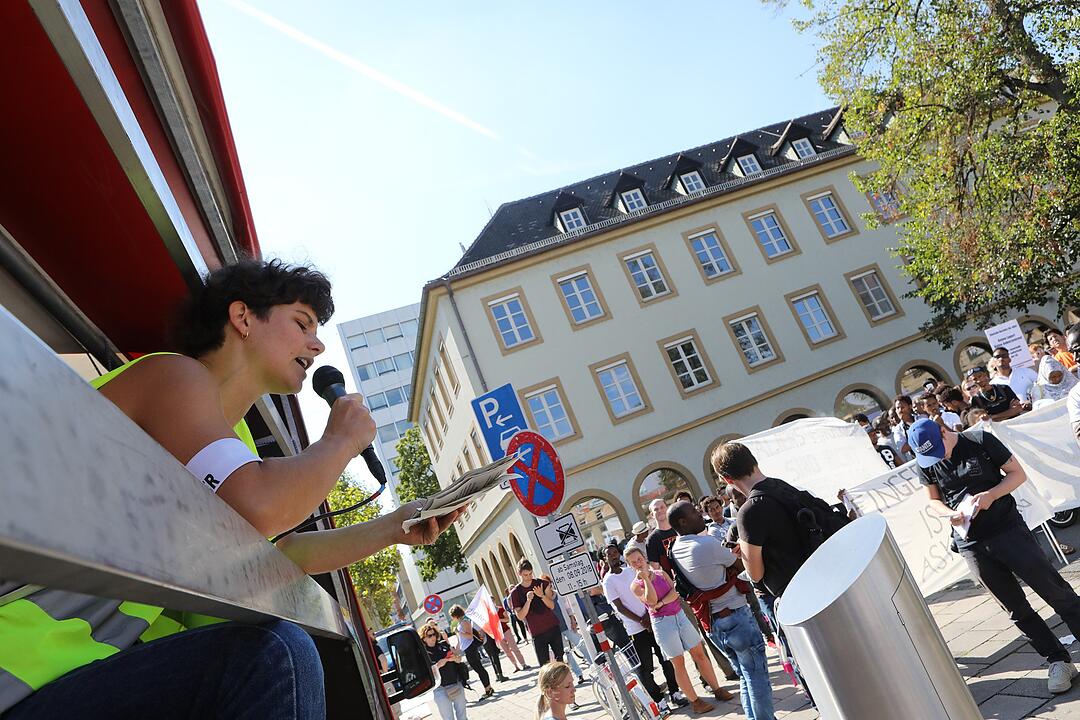 Bamberg; Demo gegen Massenlager und Anker-Zentren; Foto: Barbara Herbst