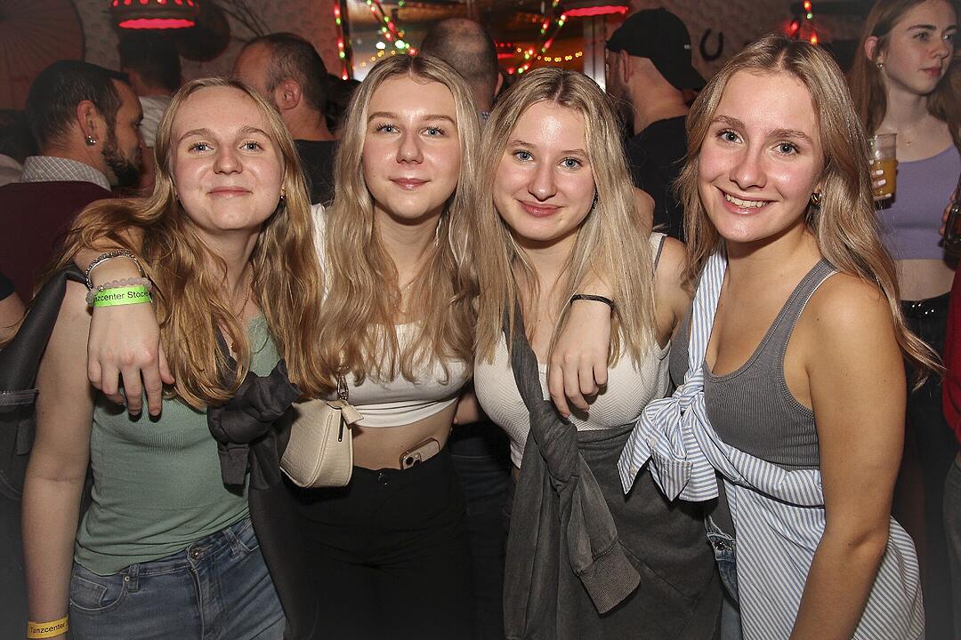 Partystimmung mit den Dorfrockern