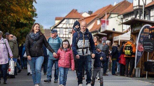 Einblicke in den Rh&ouml;ner Wurstmarkt