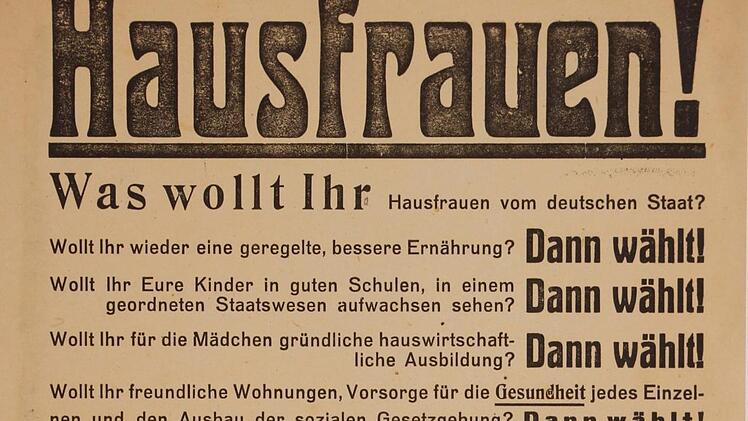 Blick in die Ausstellung Diana fuchs