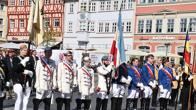 Impressionen vom Einzug am Freitagnachmittag.  Foto: Ronald Rinklef