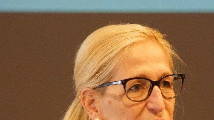 Aktuelle Informationen aus dem Bayerischen Gemeindetag gab die stellvertretende Geschäftsführerin  Juliane Thimet am Dienstag in Haßfurt.Sabine Weinbeer
