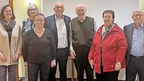 Ehrungen standen beim BLLV an: (von links) Annabell Fleischmann, Barbara Wittmann, Maria Greubel, Wolfgang Wittmann, Klaus Dietrich, Anneliese Albert, Norbert Sturm