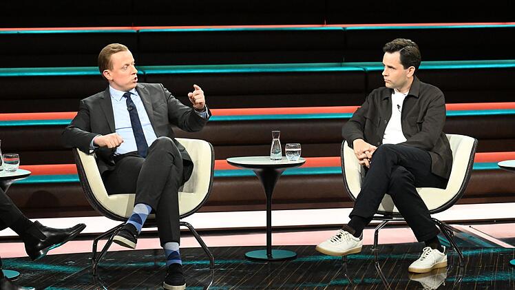 Bei "Markus Lanz" offenbarten Johannes Winkel (rechts) und Adis Ahmetovic, was sie von dem versprochenen Reformpaket am 30. Juni halten.