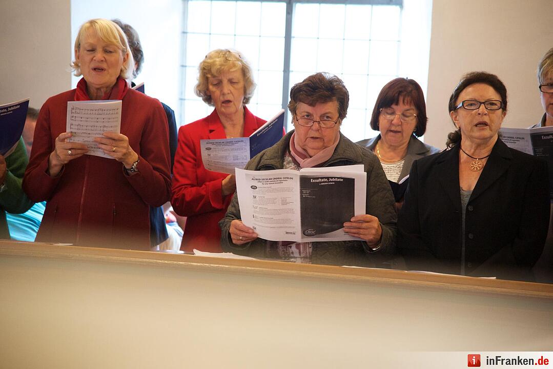 Nach einjähriger Kirchensanierung: Hannberg feiert die Wiedereröffnung der Wehrkirche der Pfarrei Geburt Mariens Hannberg