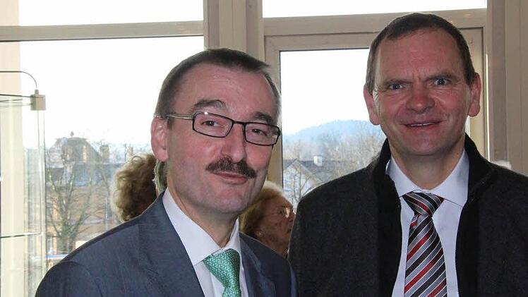 Gäste: Fraktionsvorsitzender Hans Herbert Hartan, Hochschul-Vizepräsident Jürgen Krahl.