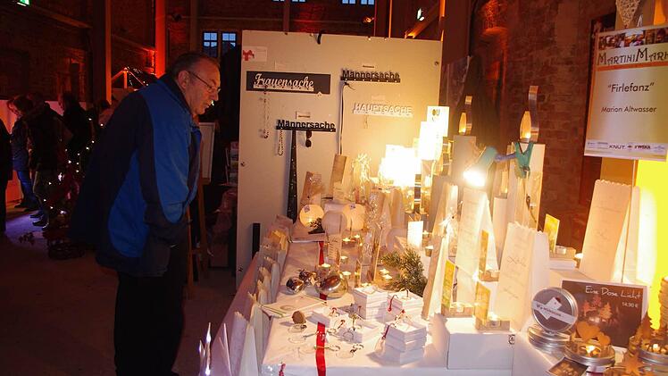 Beim Martini-Markt gibt es jede Menge selbst hergestellte Weihnachtsdekoration zu bewundern. Foto: Archiv/Schülein