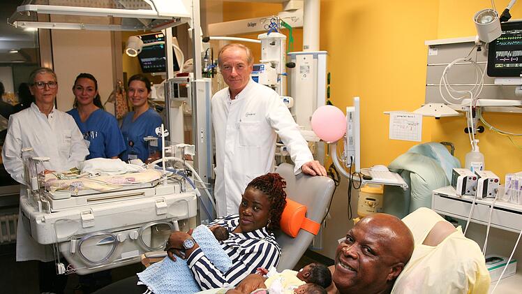 Fünflinge in Berlin geboren: Mutter und Kinder gesund