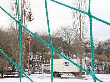 Der Container für die Buckenhofener Kerwa-Utensilien soll dauerhaft aufgestellt bleiben. Foto: Magdalena Buchwald