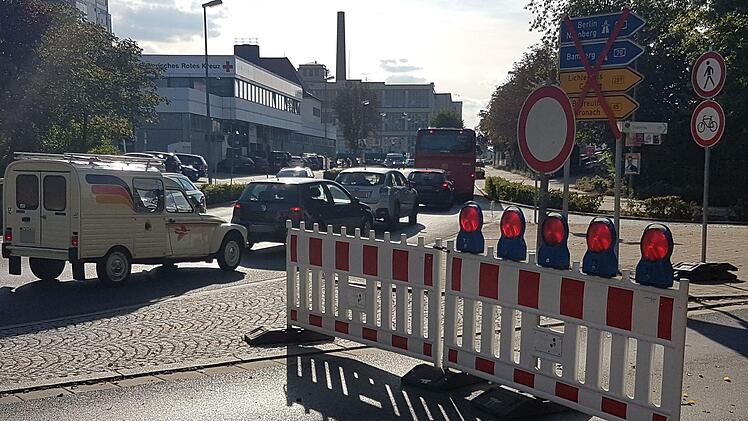 Geduld war gefragt. Der Verkehr wurde an den vergangenen Tagen in der Heinrich-von-Stephan-Straße mehr als sonst ausgebremst.