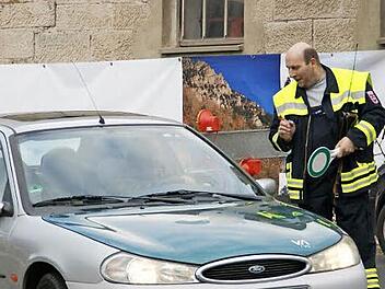 Gegenverkehr im Faschingszug, das soll es bei der 52. Auflage des Oberauracher Faschingszuges nicht mehr geben. Der diesjährige Zug fährt daher von Tretzendorf nach Trossenfurt. Foto: Sabine Weinbeer