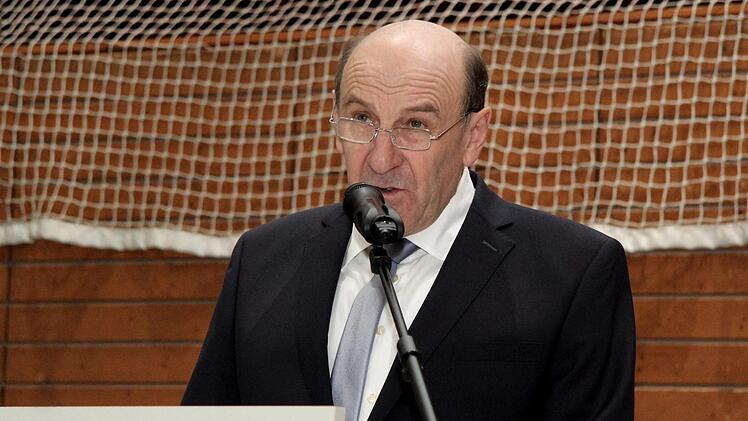 Bürgermeister Bernhard Seeberger machte auf die wichtigen Aufgaben aufmerksam, die Vereine in der Gesellschaft übernehmen. Richard Sänger