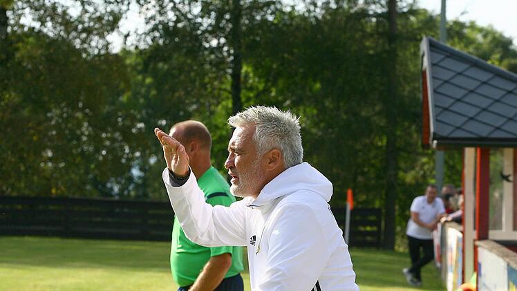 EX-FCN-Spieler J&ouml;rg Dittwar hat die Hoffnung auf den Klassenerhalt noch nicht aufgegeben. Foto: Monika Limmer