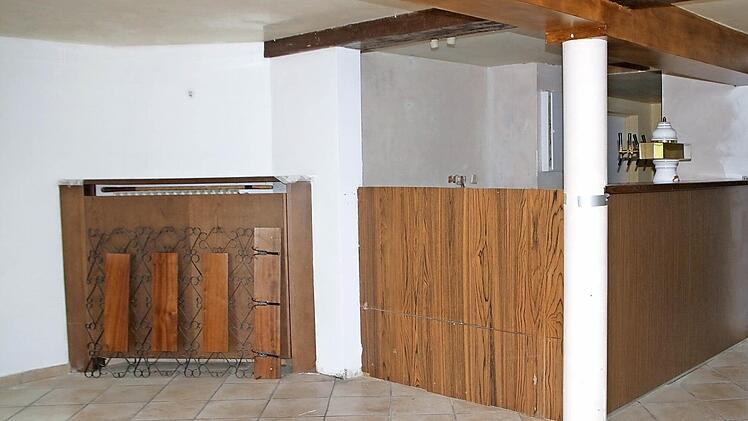 Blick in den Gastraum: Hier muss noch einiges getan werden. Foto: Ulrike Müller