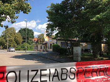 Die Täter überfielen die zwei Männer am Sportheim in Erlangen-Eltersdorf. Foto: NEWS5 / Firedrich