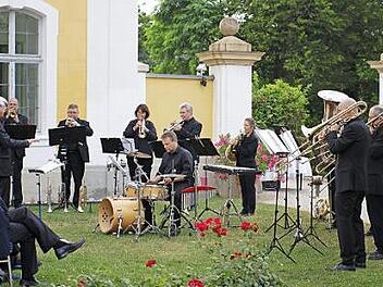 Das Konzert im Rosengarten des Schlosses Thurn Foto: Nicolai Prechtel