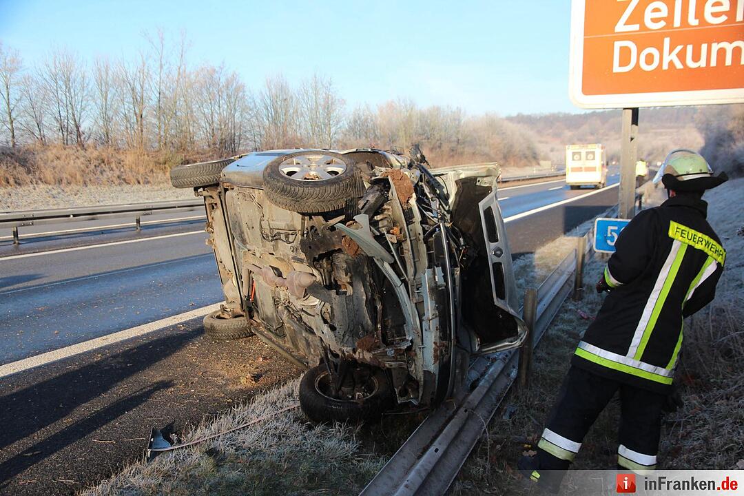 Betrunkene überschlägt sich mit Pkw auf A70
