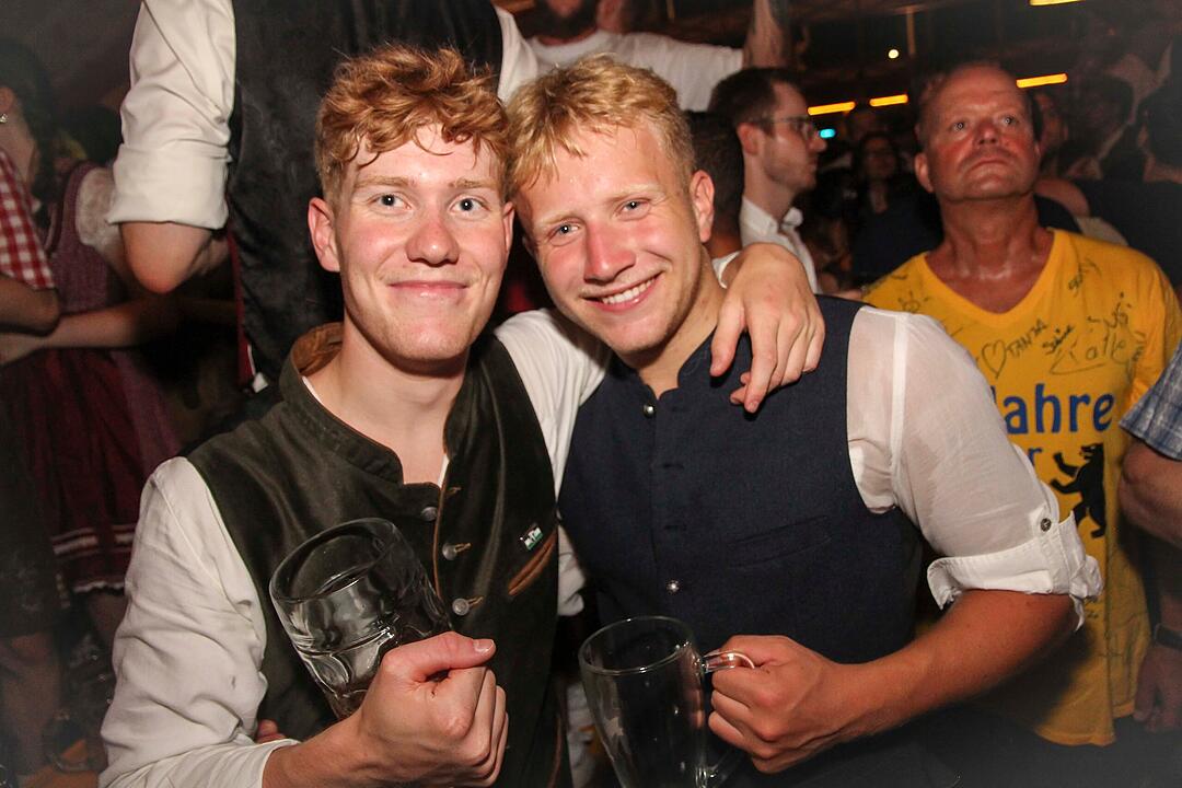 Frontal Party Pur feierte ihre Premiere bei der Bierwoche.