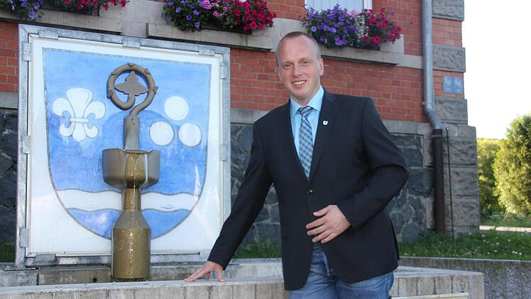 Thomas Löffler ist seit 100 Tagen Bürgermeister in Steinbach am Wald. Foto: Veronika Schadeck