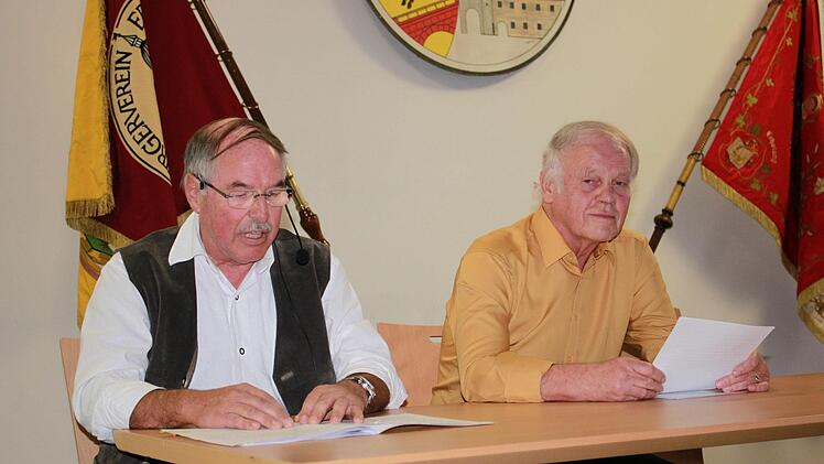 Rudi Kaspar und Karl-Heinz Krebs trugen gekonnt ein paar Anekdoten aus der Vereinsgeschichte vor.Katharina Becht