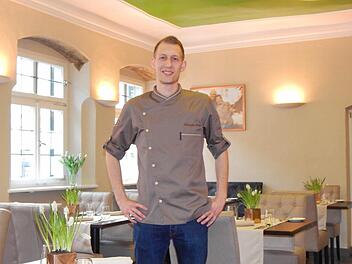 Geschäftsführer Christopher Kropf tischt auf: Seit dem 24. März bereichert Kropf - Bamberger Köstlichkeiten die Gastronomielandschaft. Fotos: Lisa Konstantinidis