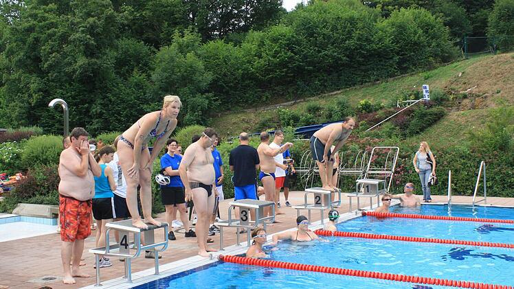 Triathlon in Hollfeld.  Foto: Gerhard Leikam