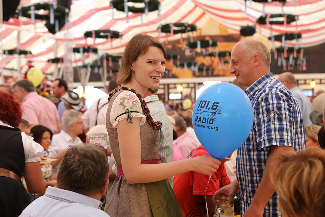 Eröffnung der Kulmbacher Bierwoche mit Büttnertanz und Bieranstich; Foto: Barbara Herbst