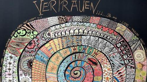 Farben, Formen und stille Botschaften.