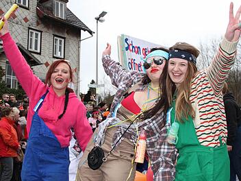 Stimmung, Spaß und Herzlichkeit: Der Sinntaler Umzug ist das Faschings-Highlicht der Region. Fotos: Ulrike Müller