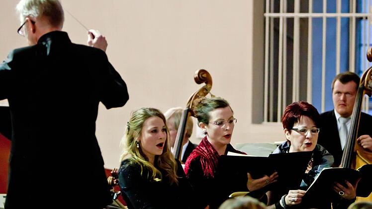 Nina Romy Dörfler, Michaela Maucher und Erika Kreutzer (von links)