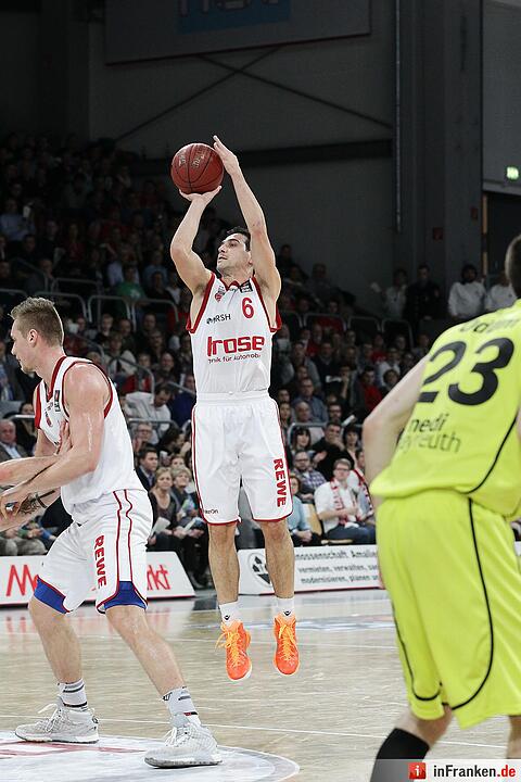 Brose Baskets vs Medi Bayreuth