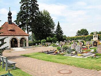 Am Pretzfelder Friedhof könnte sich einiges verändern. Der Marktrat setzt auf breite Beteiligung der Bevölkerung für ein Konzept. Foto: Archiv
